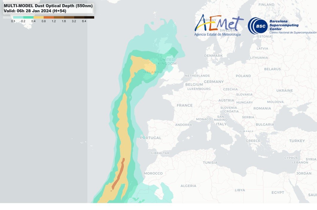 MigrantMothUK's tweet photo. Saharan dust will reach Ireland by Saturday morning, moving further east on Sunday. Hopefully some moths will fall with the dust! https://t.co/01oKWnLDta