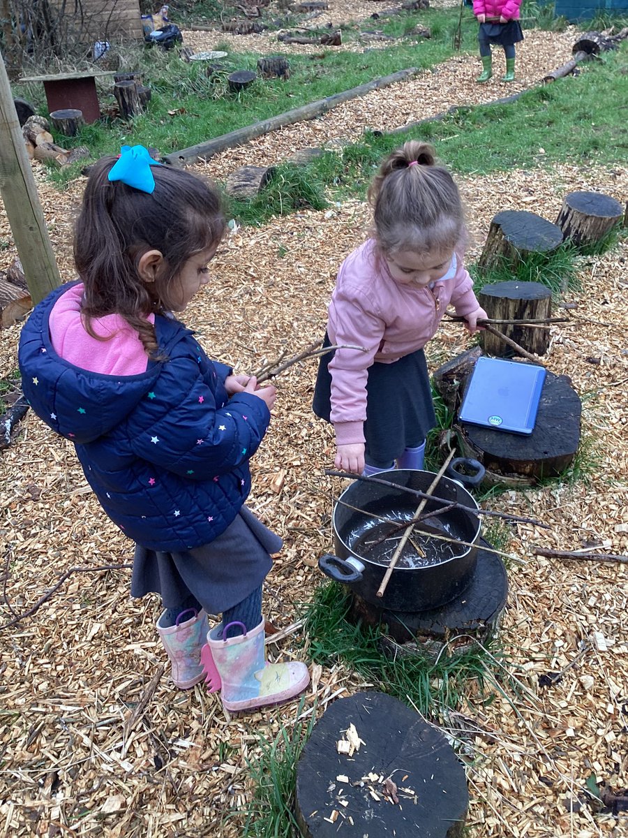 EgremontEYFS's tweet image. We have enhanced our STEM skills by completing some forest based science experiments. We went to forest school and used natural materials to make a web for a spider. Then we used different materials in class to make balancing butterflies #sciencetechnologyengineeringmathematics