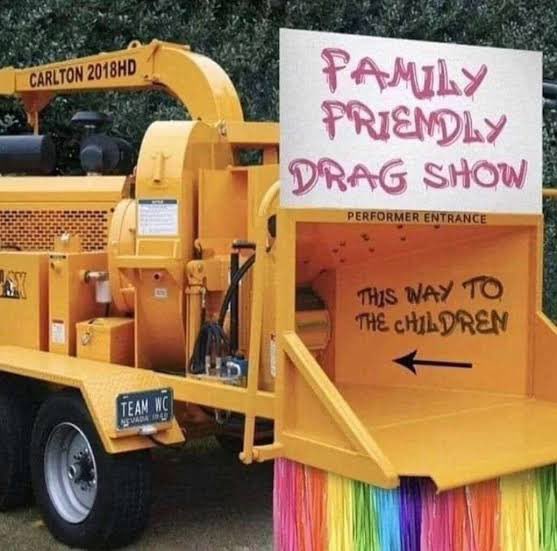 PepeClownPrince's tweet photo. @DrLoupis @jakeshieldsajj @fleccas @RichardRatBoy1 @SaltyCracker9 @MattWalshBlog @michaeljknowles @joerogan #MakeWoodChippersGreatAgain #MWCGA https://t.co/OujBdrTw3D