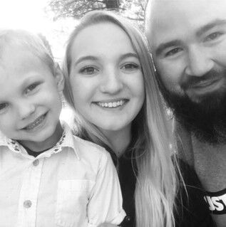 AlleghenyTweets's tweet photo. Please help out one of our best employees. Her name is Alexandra Kirkendall. She is in need of a Kidney Donor. Please get the word out there and pass it along. 
-For more info about how to donate to Alexandra call 717-231-8757 or 1-877-778-6110. Thank you. #kidneydonation https://t.co/rFVuxGC59O
