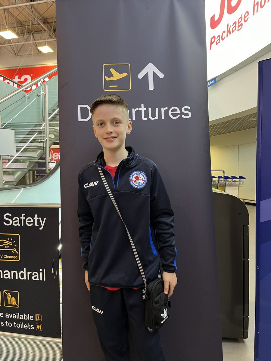 matt_ashcroft's tweet photo. Flying to Malta with @CVSFA for the KHS Cup. Good Luck boys! 

@llysfaen2024 @Llysfaenprm https://t.co/gKXUEAadDT