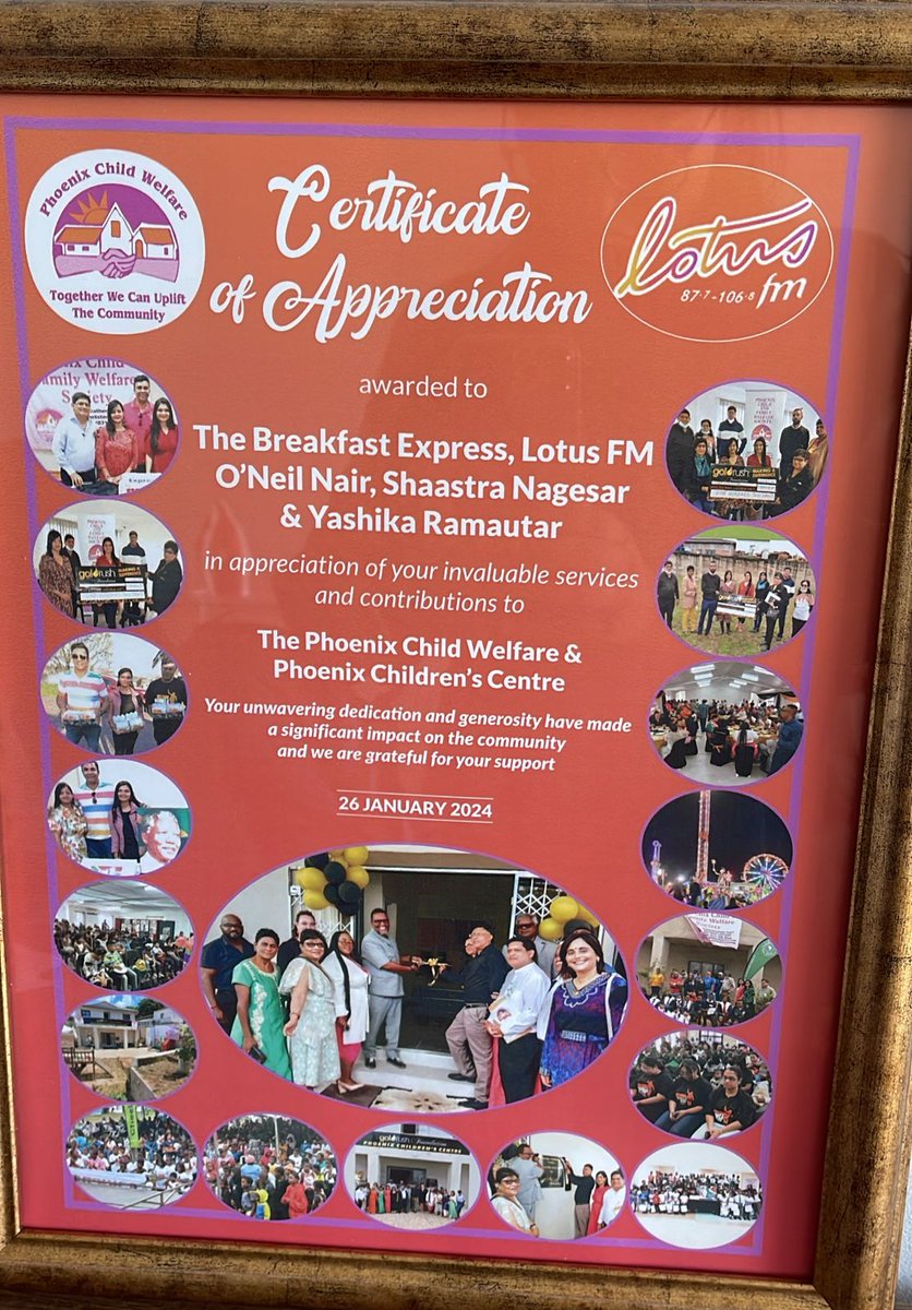 The Breakfast Express Team were honoured with a Certification of Appreciation this morning. 

Congratulations Breakfast Express on #KeepingThePassion and #MakingLivesBetter!

🏆🎖️👏🏼

#TheBreakfastExpress
#KeepThePassion
#MakingLivesBetter
#CSI
#LotusFM
#ShareTheExperience
