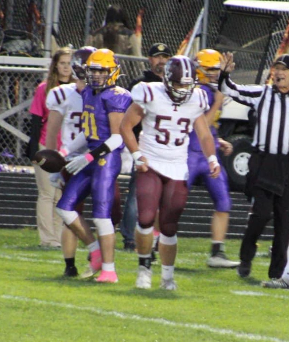 Moffettfb53's tweet photo. Can’t wait to get back on the field! #53 @TriTitanFball https://t.co/eRorrlNRDO
