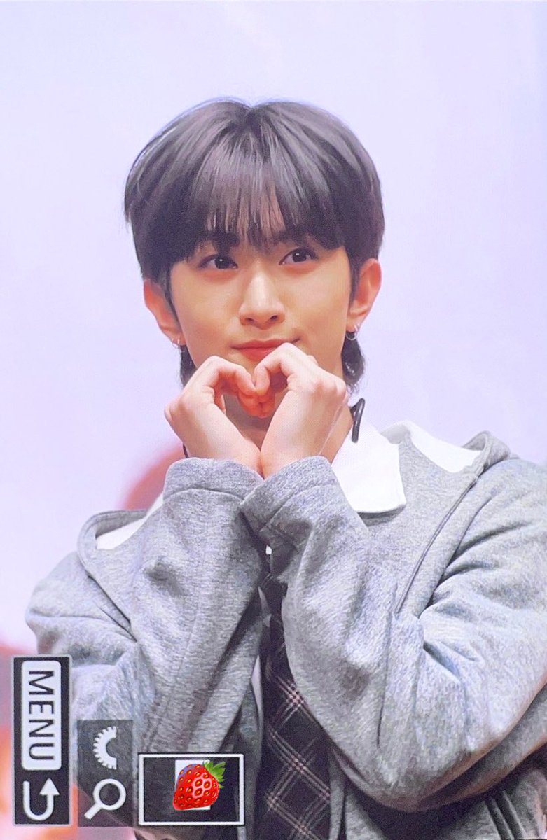 240126
탈색개짱입니다요🥹🥹🥹

#경문 #KYUNGMUN 
#유나이트 #YOUNITE
