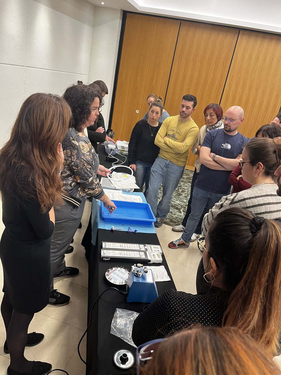 CENeRI2024's tweet photo. Hands on 🙌🏻 con urgencias de NRI

@NicoRomeroMD 
@BaltSpain https://t.co/zctwFS26NH