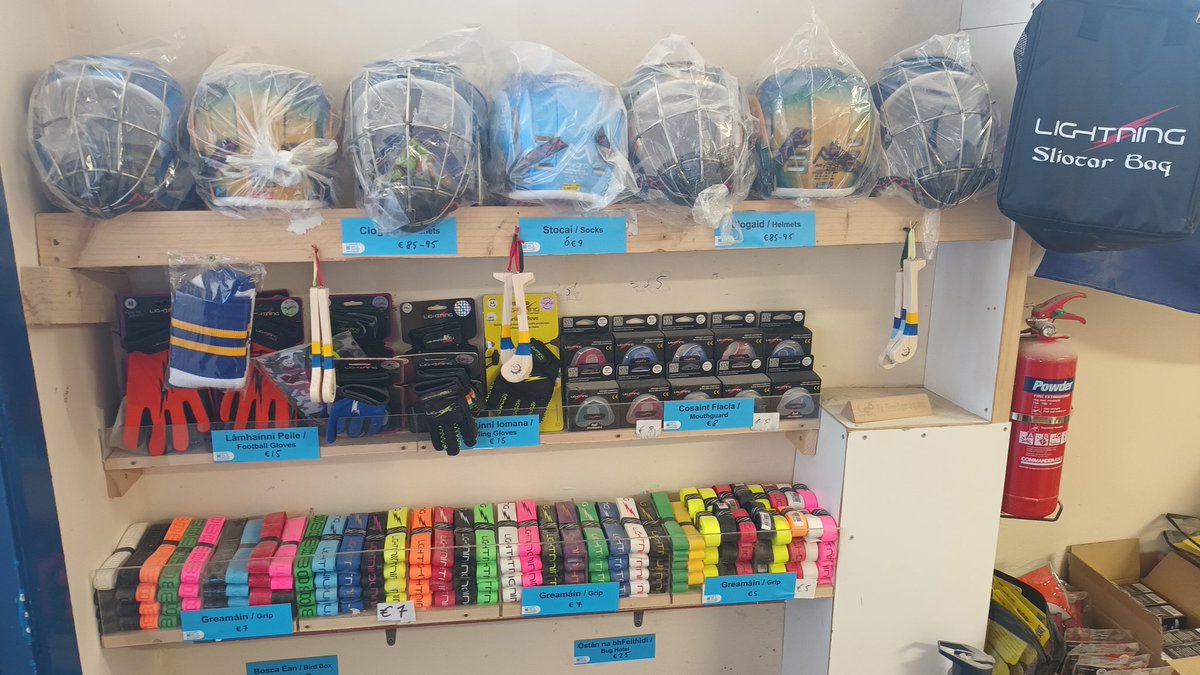 Tá an ceardlann lán le gach saghas treallamh a mbeidh uait don séasúr nua.   

Workshop is open today today til 5pm and we are fully stocked with all the equipment needed for the new season.  Handcrafted Hurleys, Helmets, sliotars, Grips, Footballs, Mouthgaurds, and more
