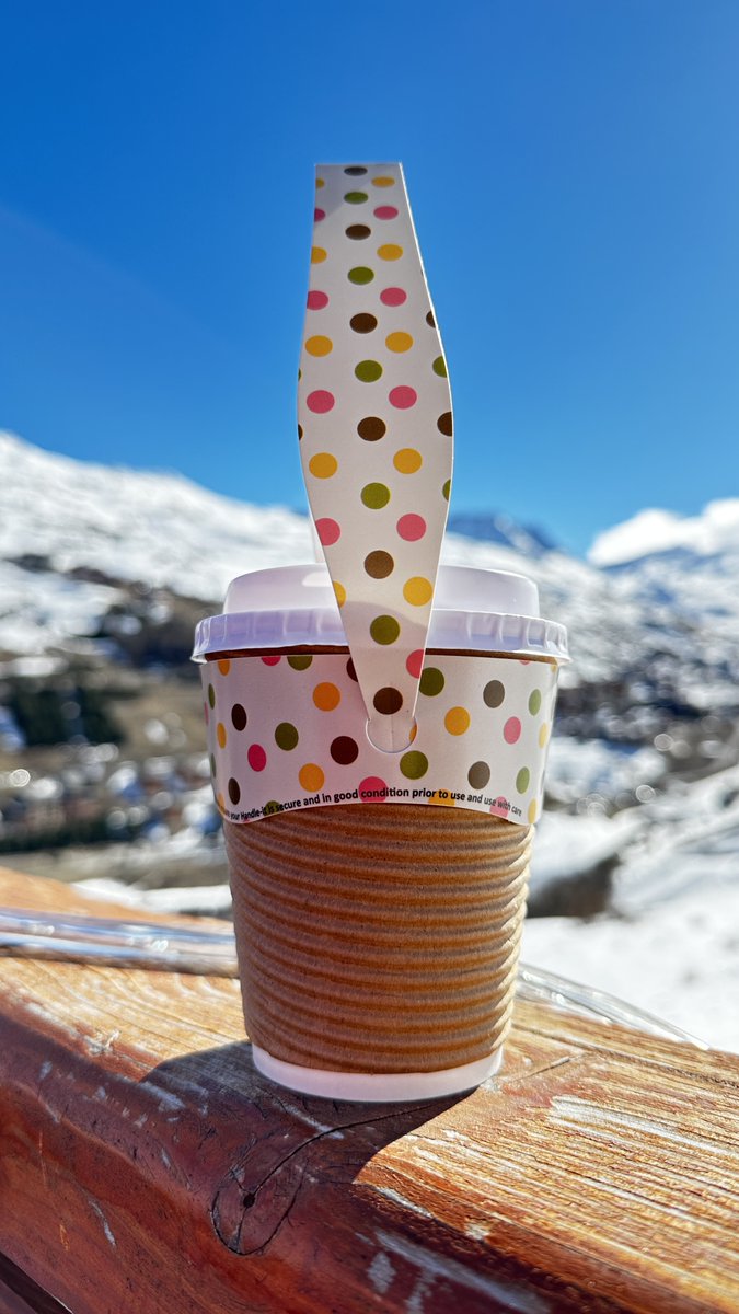 Sun, snow and coffee…#handle #cupholder #coffee #cafe #handleit #cupcarrier