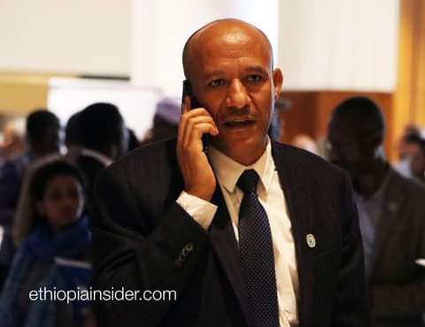 AhunTimes's tweet photo. ላለፉት 11 ዓመታት በም/ጠ/ሚ ያገለገሉት ደመቀ መኮንን፤ ከመንግስትና በገዢው ፓርቲ ከነበራቸው ኃላፊነት መሰናበታቸውን የኢትዮጵያ ኢንሳይደር ምንጮች ገለጹ።

አቶ ደመቀ ምትክ በቦታው ላይ አቶ ተመስገን ጥሩነህ እንደሚሾሙ ይጠበቃል። https://t.co/FmiwfJa6Th