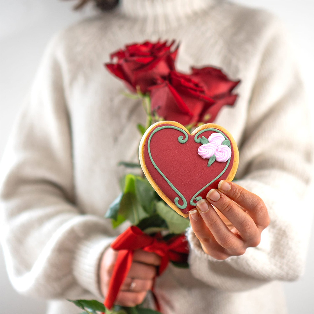 GourmetLeon's tweet photo. Si buscas un detalle para el próximo #SanValentín, te proponemos nuestras #GALLETAS DECORADAS 😍 Una solución deliciosa, sin esfuerzo y que, por su carácter artesanal, es como si las hubieras hecho tú mismo.
Le van a encantar, descúbrelas en nuestra web 👉 https://t.co/SFK4sCivbG https://t.co/W5n359VNgr