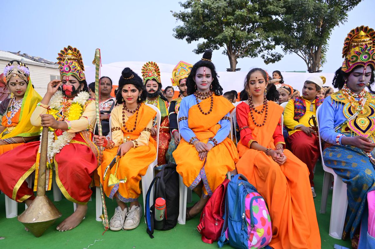 kishanreddybjp's tweet photo. 📍Hyderabad -

All set for the 7th edition of Bharatha Matha Maha Harathi, a programme showcasing our rich cultural and traditions.

📍Peoples Plaza, Necklace Road

#BharathaMathaHarathi https://t.co/f19iRWUXuZ