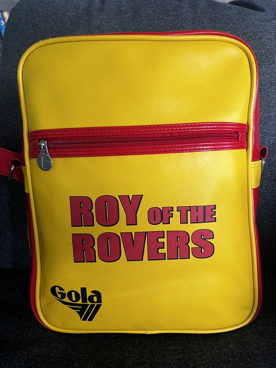 Going to put my Roy of the Rovers sports bag on eBay - ideal for any Melchester-crazed @TFTimeMachine fan