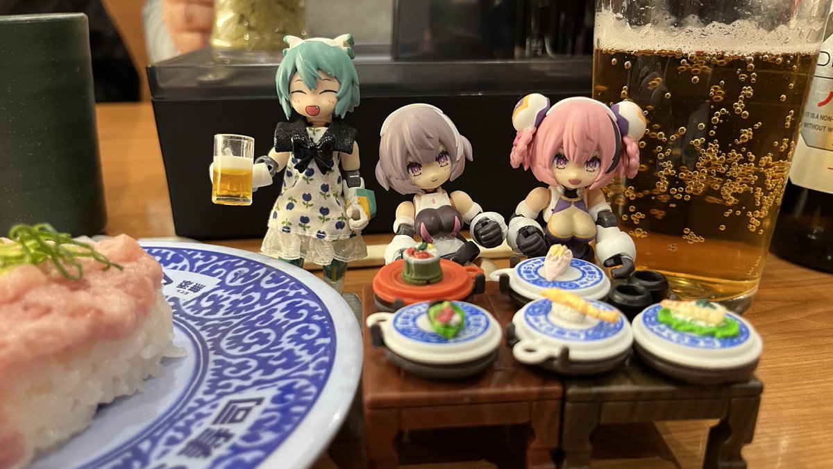 一緒にお寿司
#デスクトップアーミー