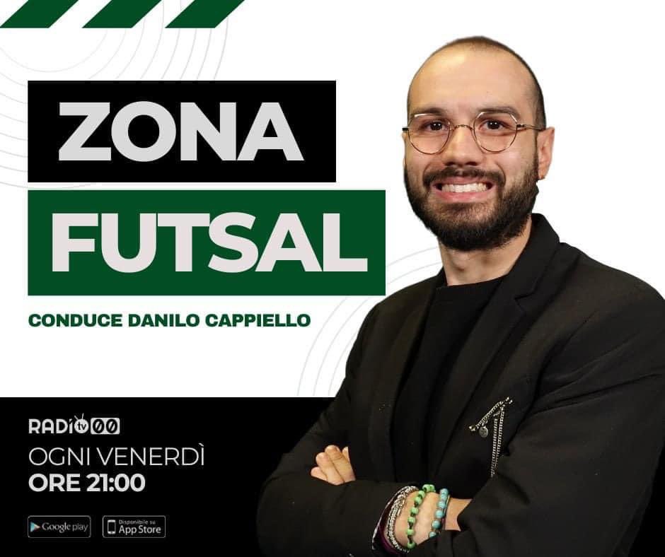 RadioDoppiozero's tweet photo. H. 21.00 𝗭𝗢𝗡𝗔 𝗙𝗨𝗧𝗦𝗔𝗟 ⚽🖤💚
L'approfondimento sul campionato di serie A Femminile del Bitonto C5 Femminile.

📍In diretta dal b.otto Bar
Ospite:
- Nicoletta Mansueto, Bitonto C5 Femminile 

🖥 Guardaci su: https://t.co/YN444raoWh

#calcioa5 #zonafutsal https://t.co/ETgFa326qR