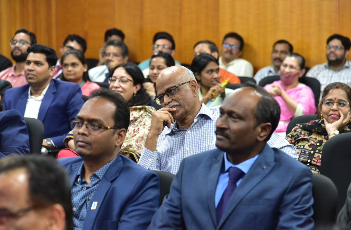 QuizGreycells's tweet photo. IIBF Banking Chanakya Quiz 2023 was a roaring success with 3000 teams from various Banks participating in the nationwide quiz hosted by ace quizmaster Gautam Bose and event managed by Greycells @TheOfficialSBI @UnionBankTweets @centralbank_in @indianbank @canarabank @pnbindia https://t.co/hfs1RVGi0d