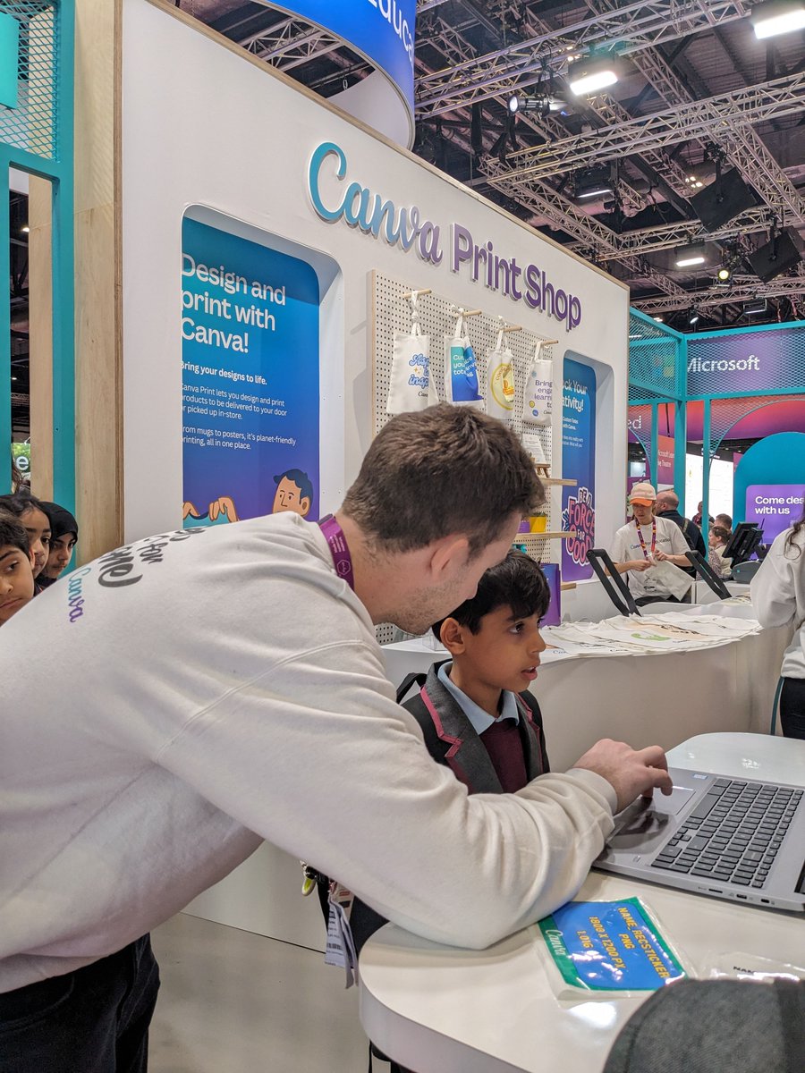 Our digital leads are loving the Canva stand where they're making their own sticker designs to print! @canva #BettShow2024