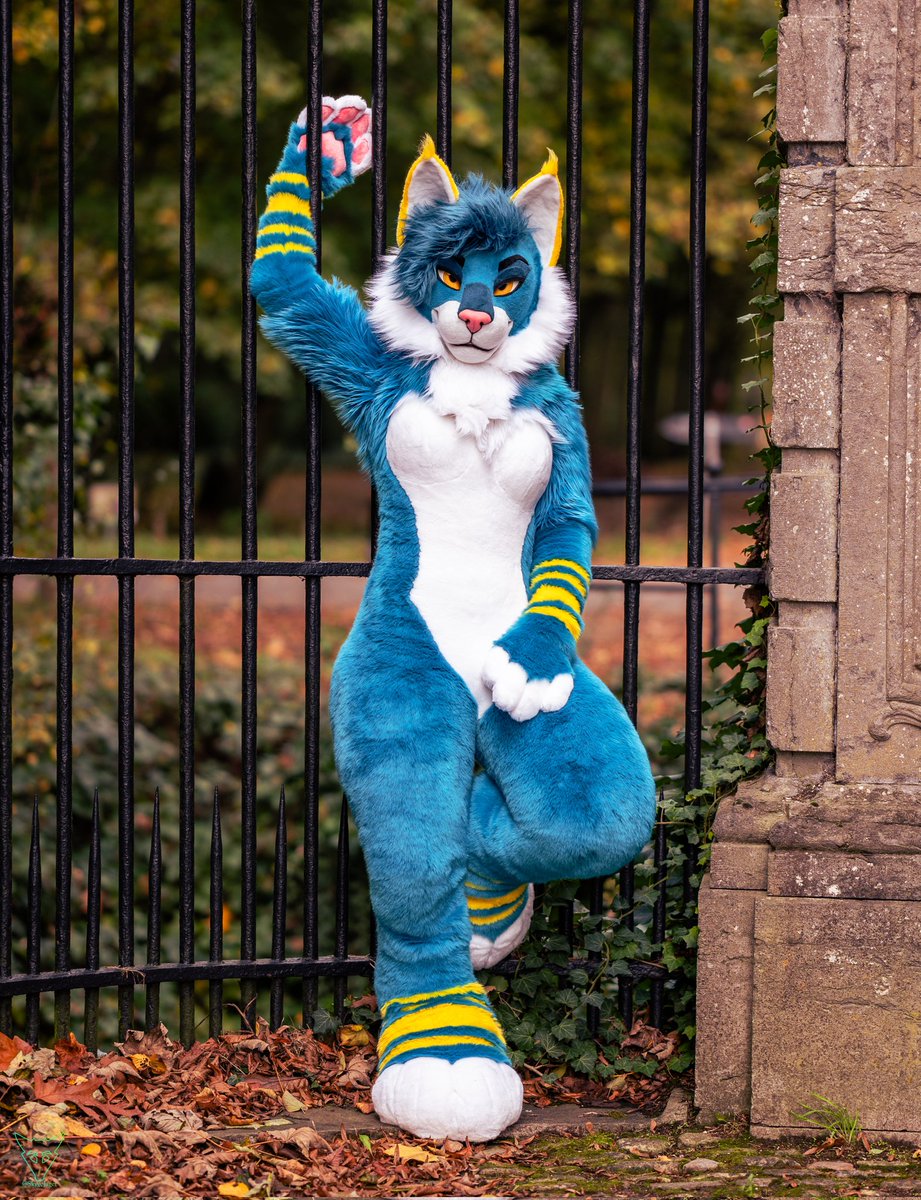 Dawn (@dawndemonspawn) on Twitter photo Trying not to be too smooth, but gravity seems to pull me towards you ❤️🔥
📸 <a href="/SkygeJager/">SkygeJager/Cassius</a>
#FursuitFriday Trying not to be too smooth, but gravity seems to pull me towards you ❤️🔥
📸 <a href="/SkygeJager/">SkygeJager/Cassius</a>
#FursuitFriday