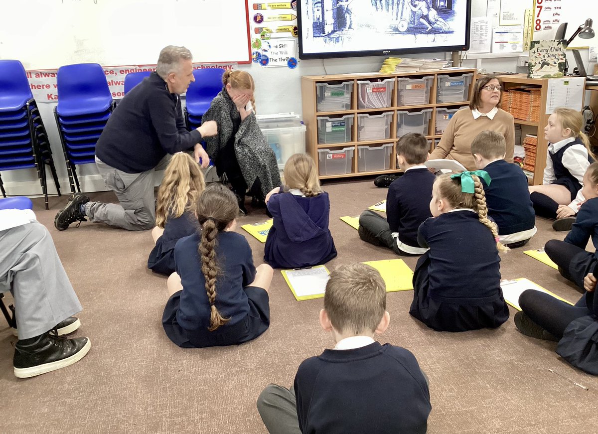 ctkrcps's tweet photo. Y3 have been thinking about what life might have been like for children in nineteenth-century mines. @imagineinquiry #MantleoftheExpert #historythroughdrama #unlockinglearning https://t.co/cixywfX6mr