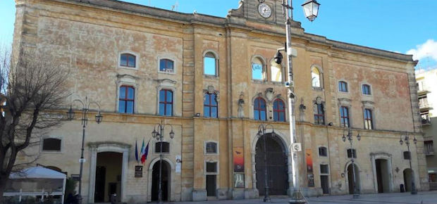 Emmenews -  Biblioteca Stigliani: il presidente della Provincia di Matera, Piero Marrese, ha inviato una proposta di progetto alla Regione e continua a lavorare sul fronte istituzionale dlvr.it/T1vdtx