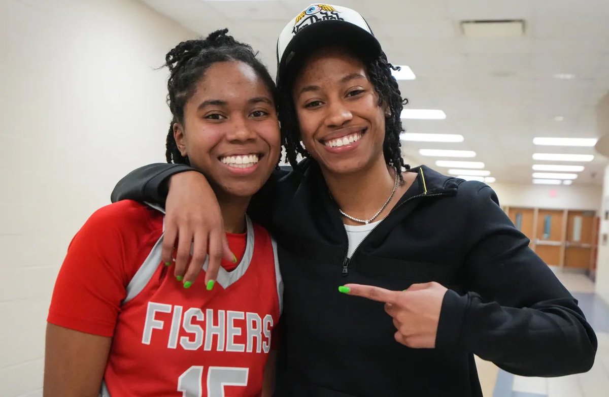 The sister of @ConnecticutSun guard/@IndyStar Miss Basketball finalist @TyHarris_52, @Taliaharris25 was known as 'Ty's little sister' when she reached HS. How the @FHSTigers senior has forged her own path and made a name for herself with @FHSLadyTigersBB: indystar.com/story/sports/h…