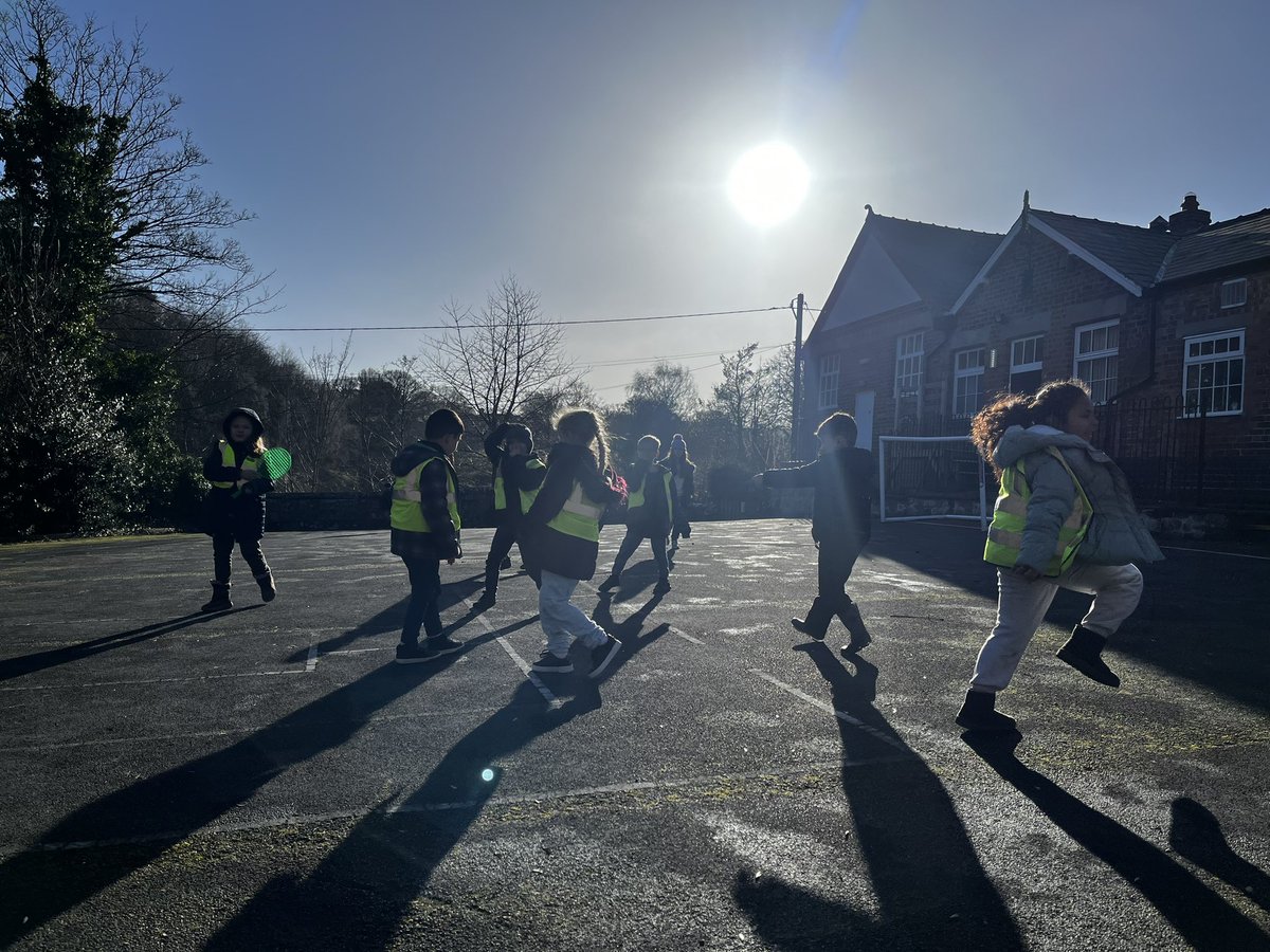 Class 2H tweet media