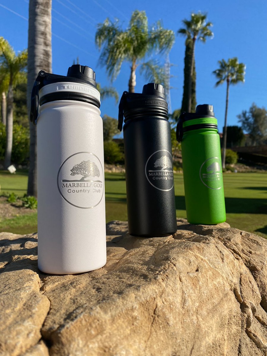 Caps on, game on! 🧢⛳ Explore our latest collection of golf caps and stay hydrated with our personalized bottles, now available at the Pro Shop🏌️‍♂️

#golfstyle #proshopfinds #golfcaps #proshop #golfaccessories #golfgear #gameoncaps #swinginstyle #golfessentials #marbellagolfcc