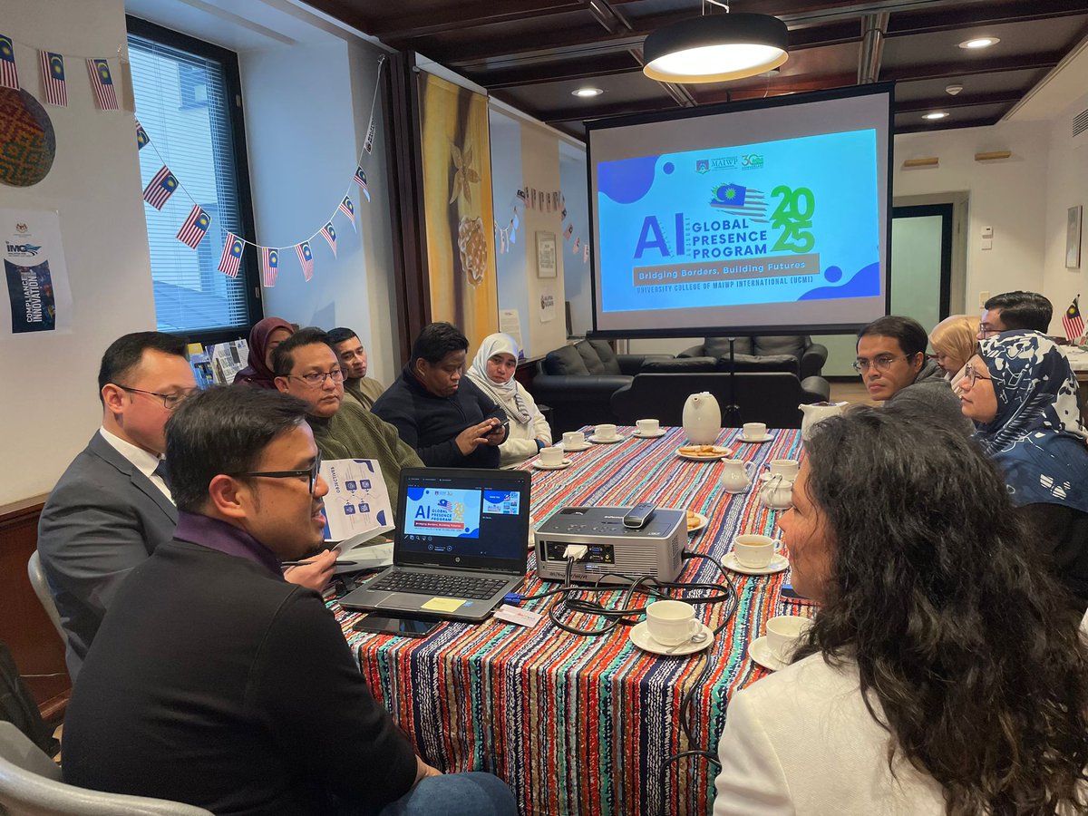 MYEmbHelsinki's tweet photo. @official_ucmi, @VisitEDUfinn, and @MYEmbHelsinki finding constructive ways to move forward in the vast areas of education cooperation between Malaysia 🇲🇾 - Finland 🇫🇮 1/2 https://t.co/a51nB2Px7P