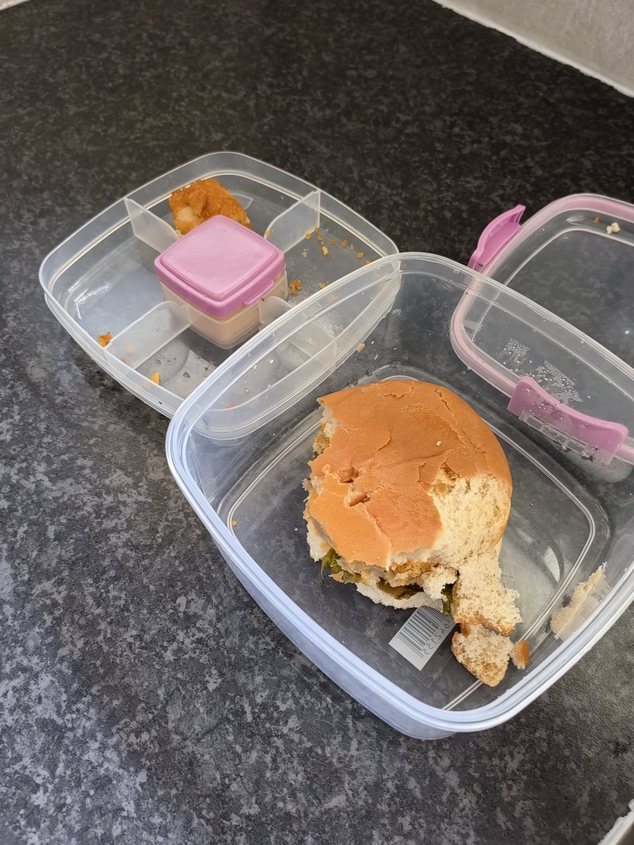 zandithebaker's tweet photo. This child doesn't eat at school what can I give her for appetite I tried diffent malt vitamins but doloo https://t.co/W5sAoNOz7i