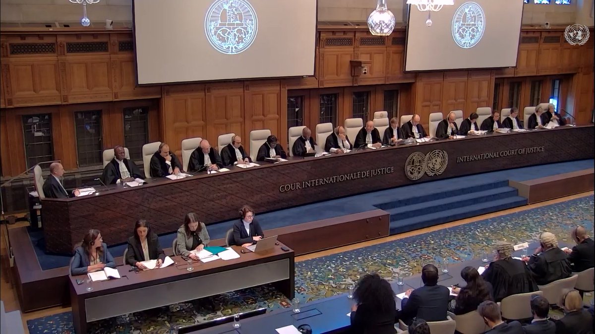 Important : En urgence (mesures conservatoires), la Cour internationale de justice enjoint à Israël d'agir pour protéger les droits des palestiniens à Gaza.

Car la <a href="/CIJ_ICJ/">CIJ_ICJ</a> juge plausible l'existence d'un "préjudice grave &amp; irréparable" au titre de la Convention sur le génocide.