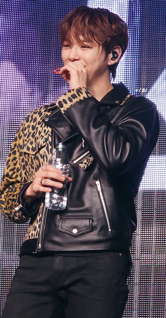 momoDK_'s tweet photo. 1년전 유럽투어 시작 🥹
#FirstParadeinManchester https://t.co/f7MEeSkMwu