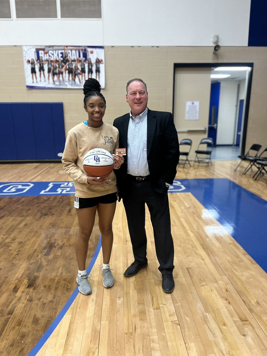 Cheightsladydev's tweet image. Lady Devil player of the week
@_peachesgallien