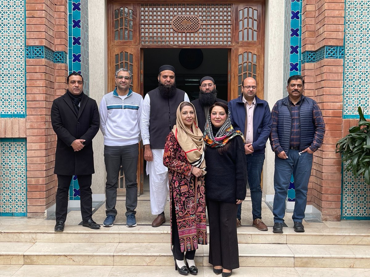 AIeF_edu's tweet photo. Fauzia Khan, MD, CEO of Soliton Technologies, and the Director of FAST University Dr. Summaira Sarfraz came together for a transformative meetup. They discussed and shared views on synergies between academia and industry, paving the way for future collaborations and innovations. https://t.co/N3aZRZZcjP