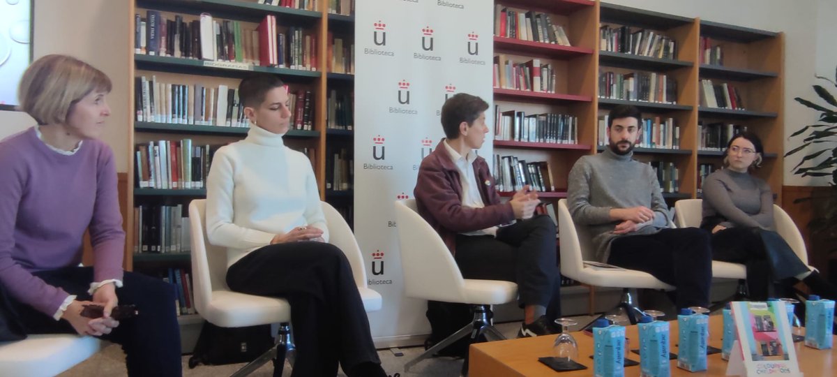 Our project partners at the Universidad Rey Juan Carlos presented the Colourful Childhoods Spanish edition on January 24th at the library of the Alcorcón campus (Madrid) of the Rey Juan Carlos University.