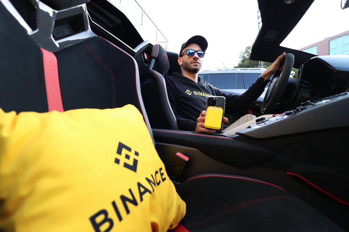 BinanceArabic's tweet photo. تميّز مع #Binance

📷 @Samlbnb https://t.co/vLJLsI6RQR