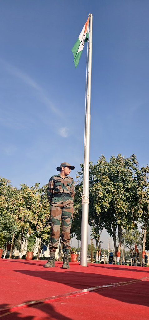 VejeeV's tweet photo. Happy republic day https://t.co/nuz8blMvth