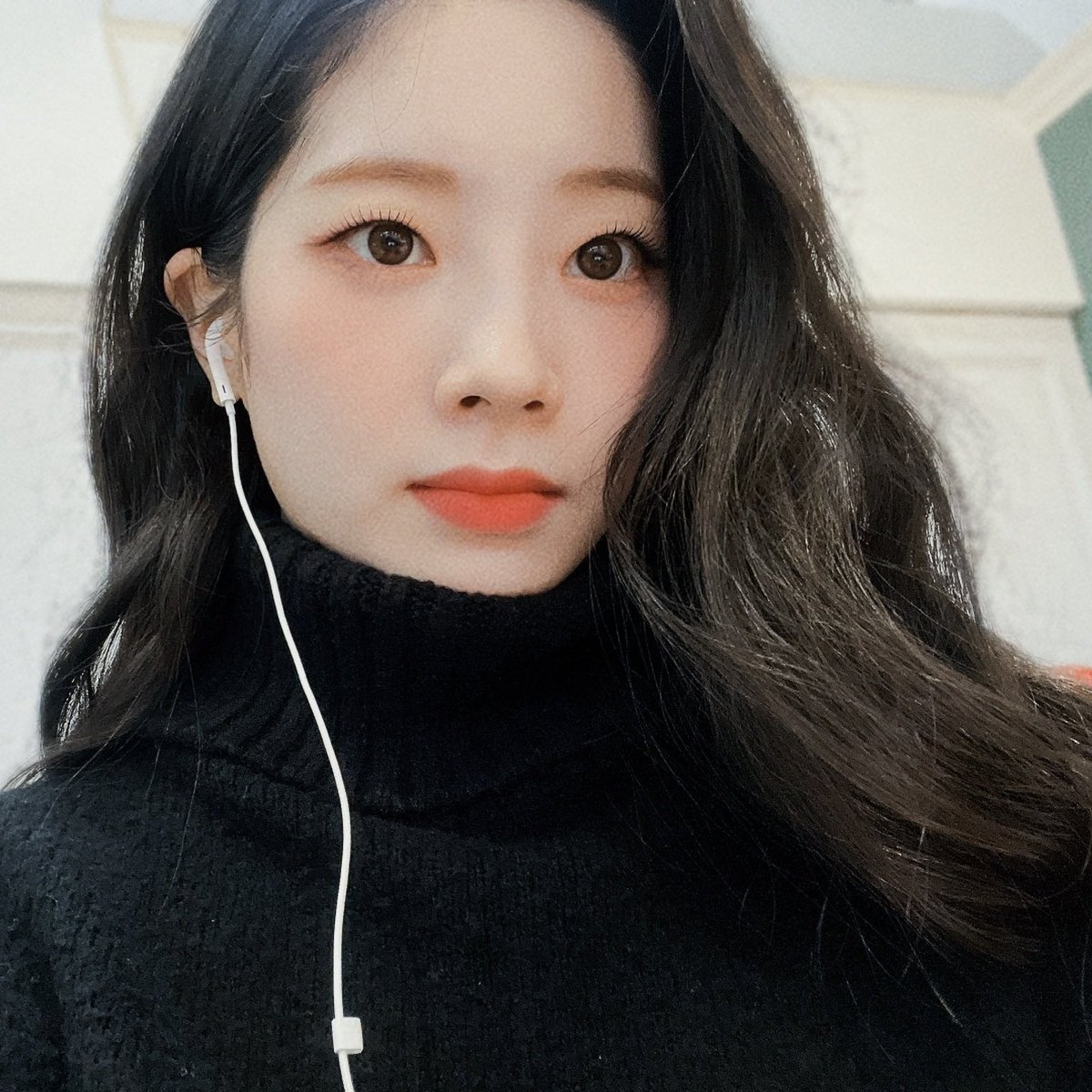 ultmohyun's tweet photo. sayo, sigurado.
— a #dahyo short filo au

wherein jihyo is sure of her feelings for dahyun, but dahyun is still unsure about her feelings for jihyo. https://t.co/mKprMs9beE