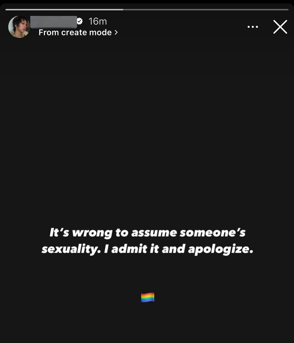 DavyWer's tweet photo. Oh wait...now she says she is sorry? Did you get a call?? I think you did. Like the song says: "it's too late to apologize". https://t.co/ZOvM3esPa9
