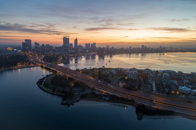 Perth calling! 📷 Join our team as a permanent #medical #oncologist at Sir Charles Gairdner Hospital. Values-driven care, innovation &amp; teamwork. 📷 Apply now &amp; make a difference! search.jobs.wa.gov.au/page.php?pageI…