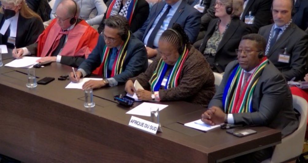 DrLoupis's tweet image. BREAKING: SOUTH AFRICA WIN THEIR APPLICATION 15-2 AND 16-1🇿🇦🇵🇸🙌🏻