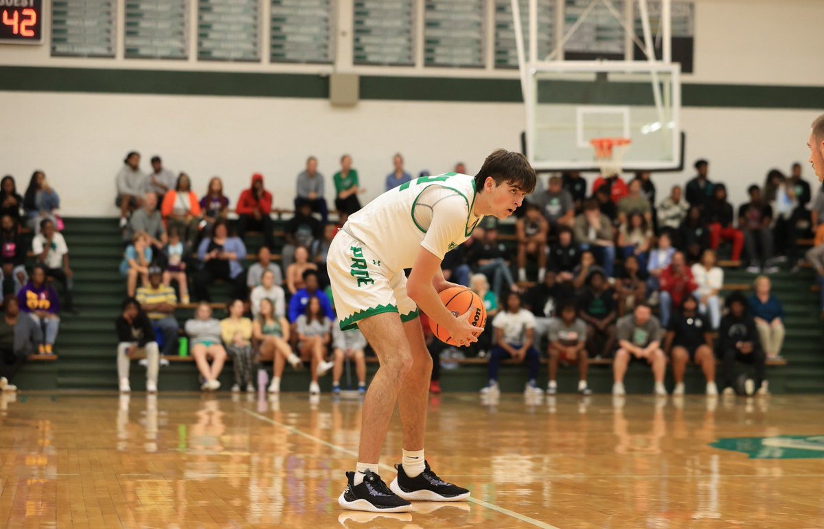 Griffin Powell led <a href="/GCPride_MBBall/">Greensboro College Men's Basketball</a> with 16 points in a win earlier this week! 👀

<a href="/griffin_powell5/">Griffin Powell</a> | #LikeASpartan

greensborocollegesports.com/news/2024/1/24…