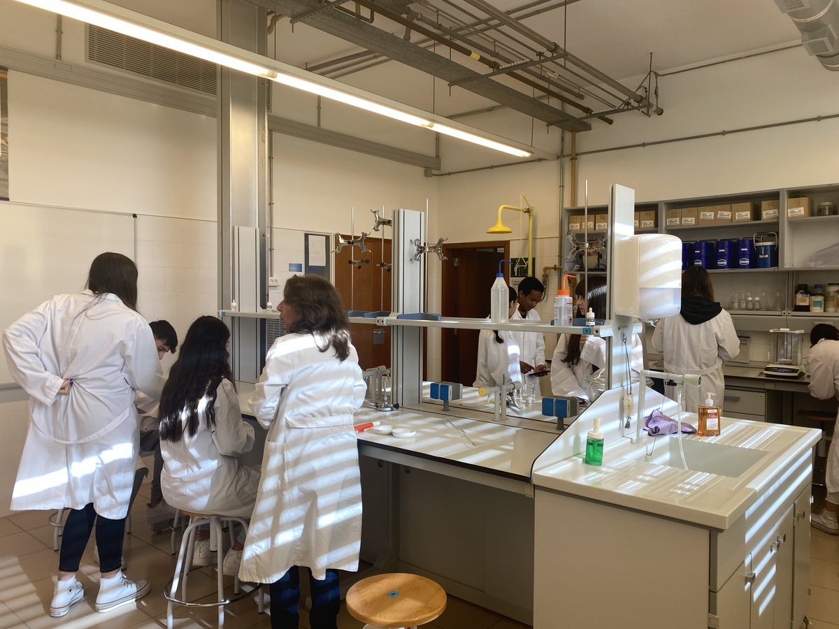 UPCLlobregat's tweet photo. Avui ha estat el segon dia de #MartXXI i la tripulació està en marxa per aconseguir les seves missions 💪 

📅 2n dia de la nova tripulació cap a #MartXXI 🟠 a l'@EETAC_UPC i l'@EEABB_UPC de @la_upc

Gràcies @Vallirana @AjuntamentSVH @santjustcat @ViladecansTweet #MartXXI2024 https://t.co/hgEofO2KFz