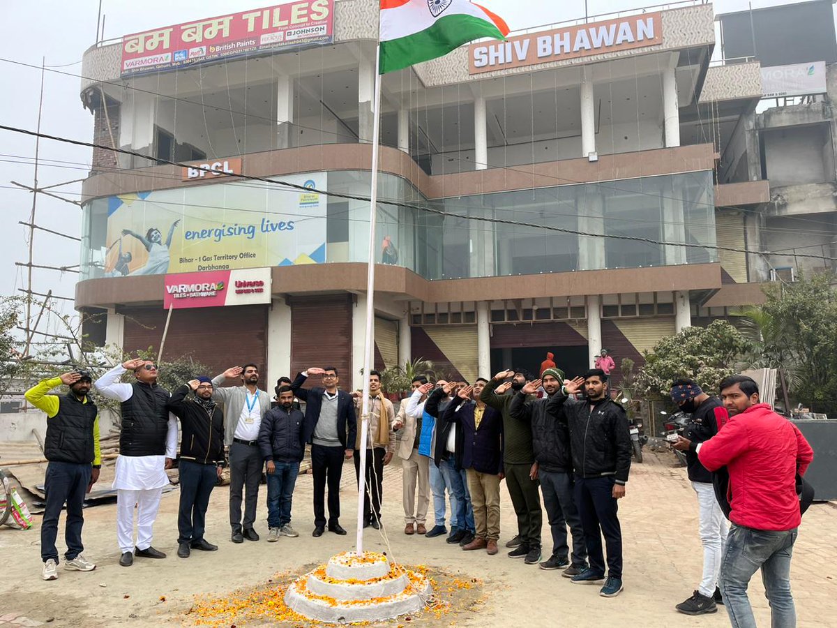 BPCLGas_Bihar1's tweet photo. *BPCL BIHAR-01 PNG CAMPAIGN*
On occasion of Republic Day,
Walkathon at Reliance Bazar,  Shayma Mandir, GM Road.
Hording displayed at Retail Outlets
Cricket Match was conducted to Promote Mission Life and PNG awareness campaign.
#AAGE_BADHE_PNG_CHUNEY
#SMART_BANEY_PNG_CHUNEY https://t.co/fEsKRRSzFd