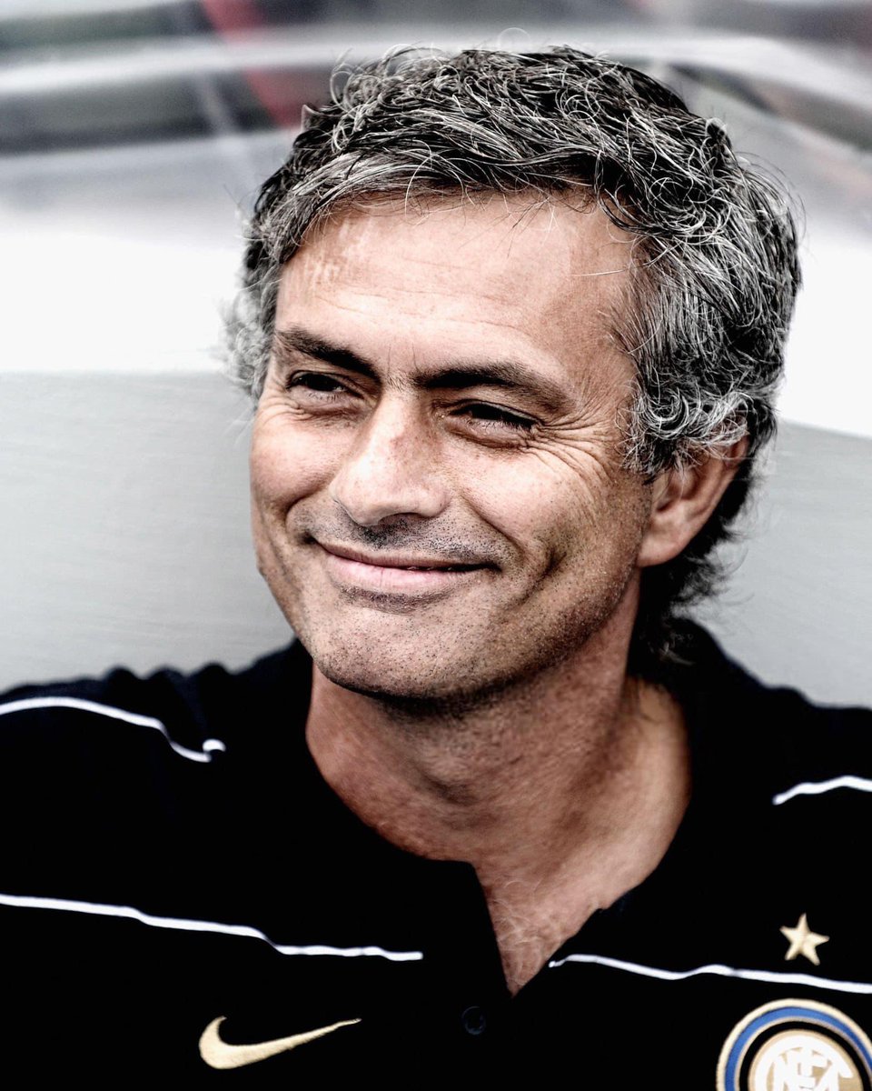 SoloEsclusivInt's tweet photo. Per ogni giorno, ogni istante, ogni attimo che ci hai fatto vivere. Buon compleanno José. ⚫🔵🎂 https://t.co/iwV3zdO76T