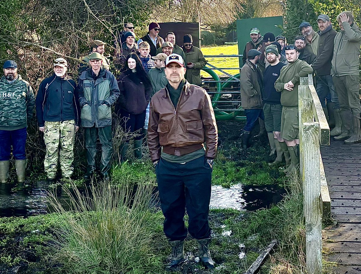 Great turn out of #rivertest keepers today whose livelihood depends on a healthy river. 
<a href="/SouthernWater/">Southern Water</a> got wind of our plan and so are waiting for a quiet window to dump their sewage into the SSSI chalkstream. 
We ain’t go anywhere though..