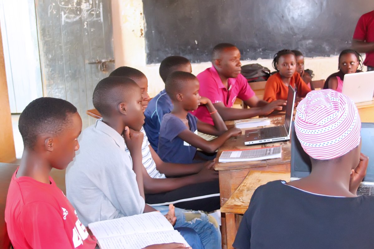 DAN_UG1's tweet photo. Access to computers should be a must and that's what we advocate for as Digital Access Network CBO 
Our trainees had never had an interaction with computers ever before. We saw the excitement that came with it.

>Digital Divide should never exist in this day and age.
@DAN_UG1 https://t.co/YQW9dvBNPj