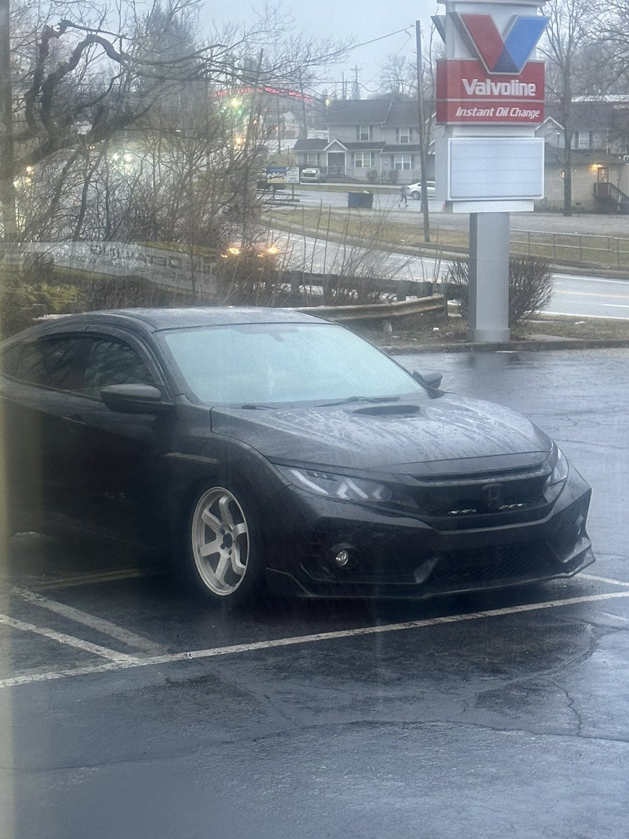 SynnnM8's tweet photo. My driver headlight said “nah I’m good” so I got new ones. Also my exhaust yeeted off the other day and fixed that https://t.co/nVWu7Q8hIF