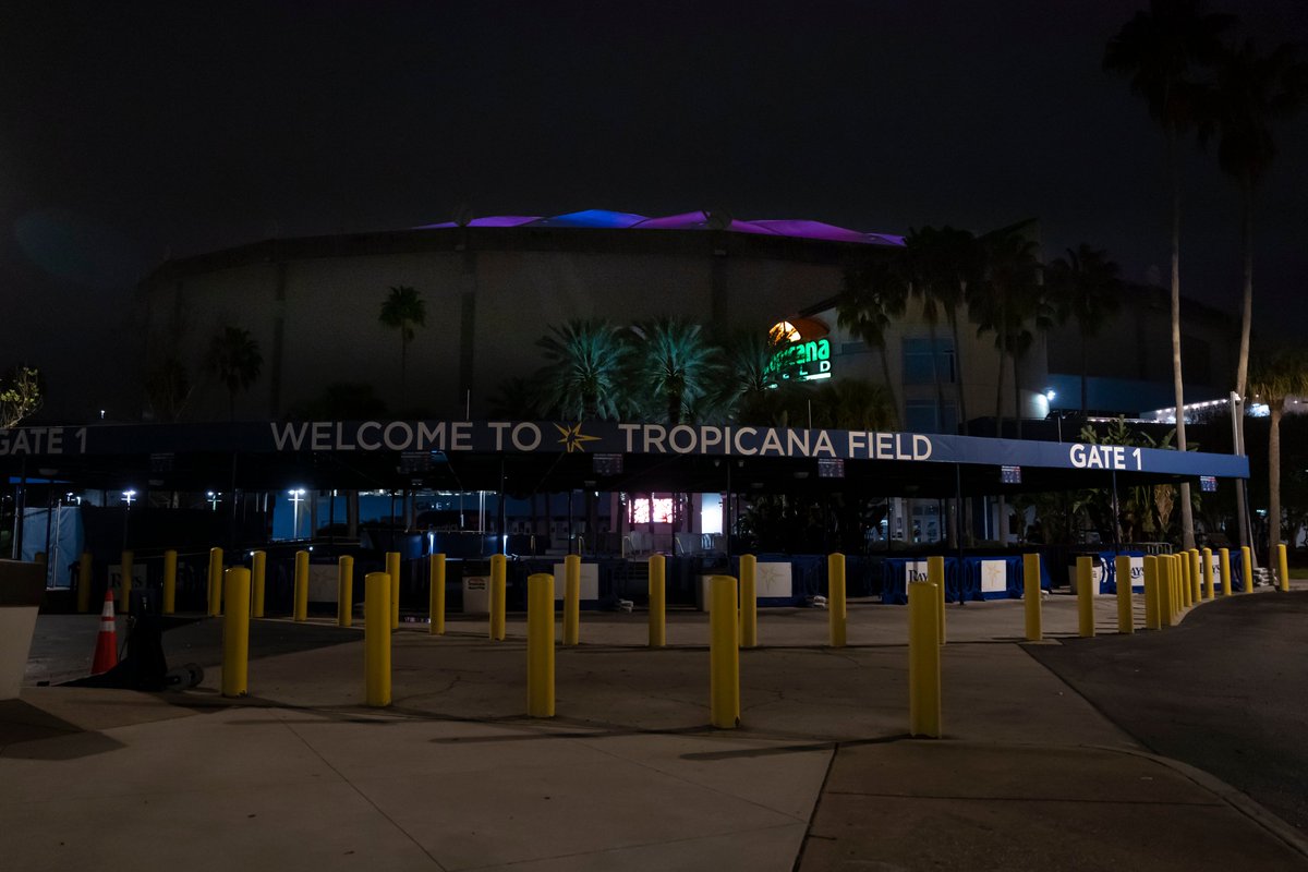 tweetrandumb's tweet photo. Saturday night WWE will be hosting the Royal Rumble at Tropicana Field in St. Pete, FL which has a capacity of 25,000.

If The Trop was in WOO it would be a level 8 arena or a Garden.
#woo #woogame @wrestorgonline https://t.co/4E9cs9NIcb