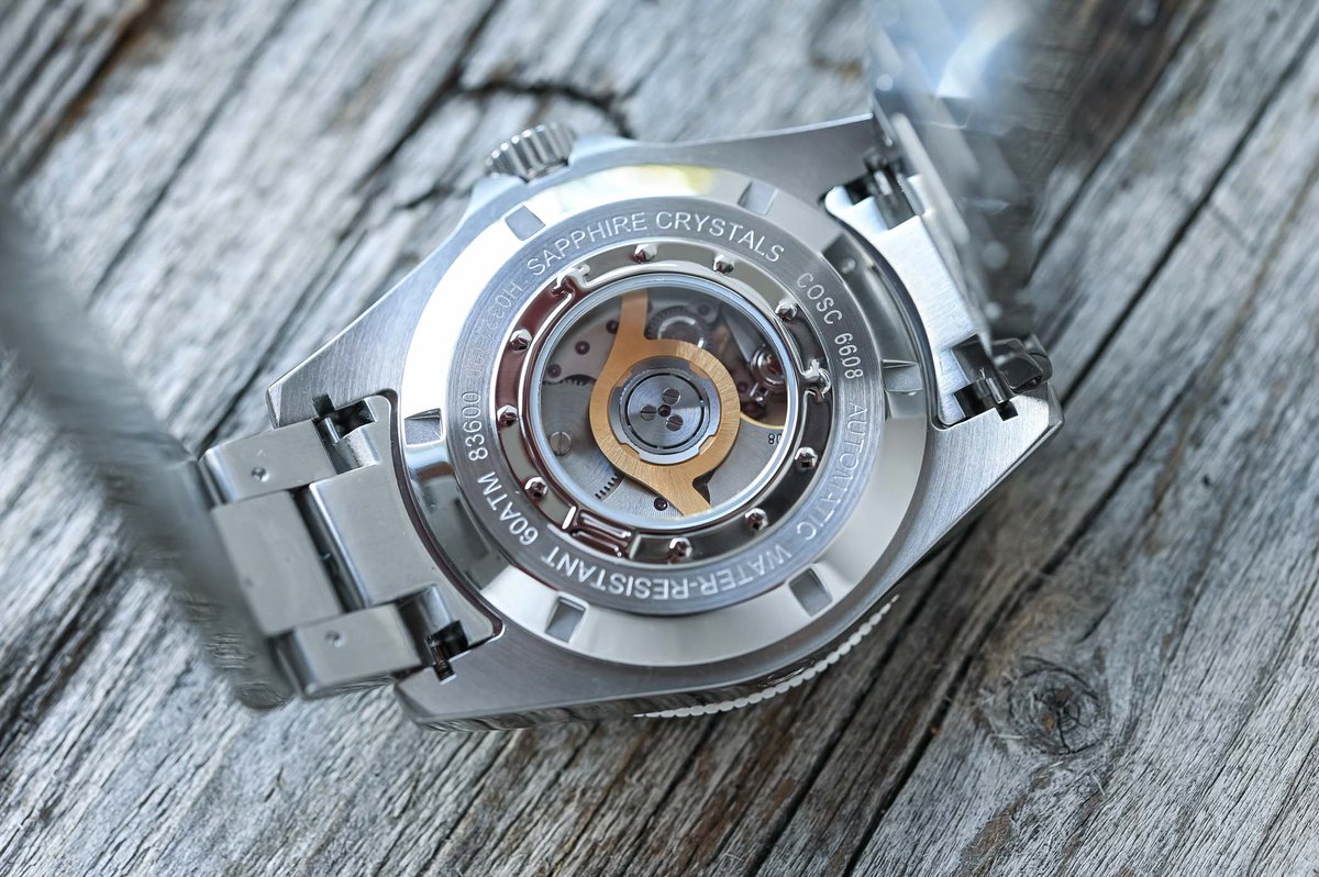 MONOCHROMEwatch's tweet photo. There are two ways of going retro. The first is going all the way. The second is borrowing only the bits that suit you (or, in our case, that suit the watch). The new Titoni Seascoper 600 Retro went for the second option.
https://t.co/3vRQlW0UOf
#titoni #divewatch https://t.co/gIWa47PQCE