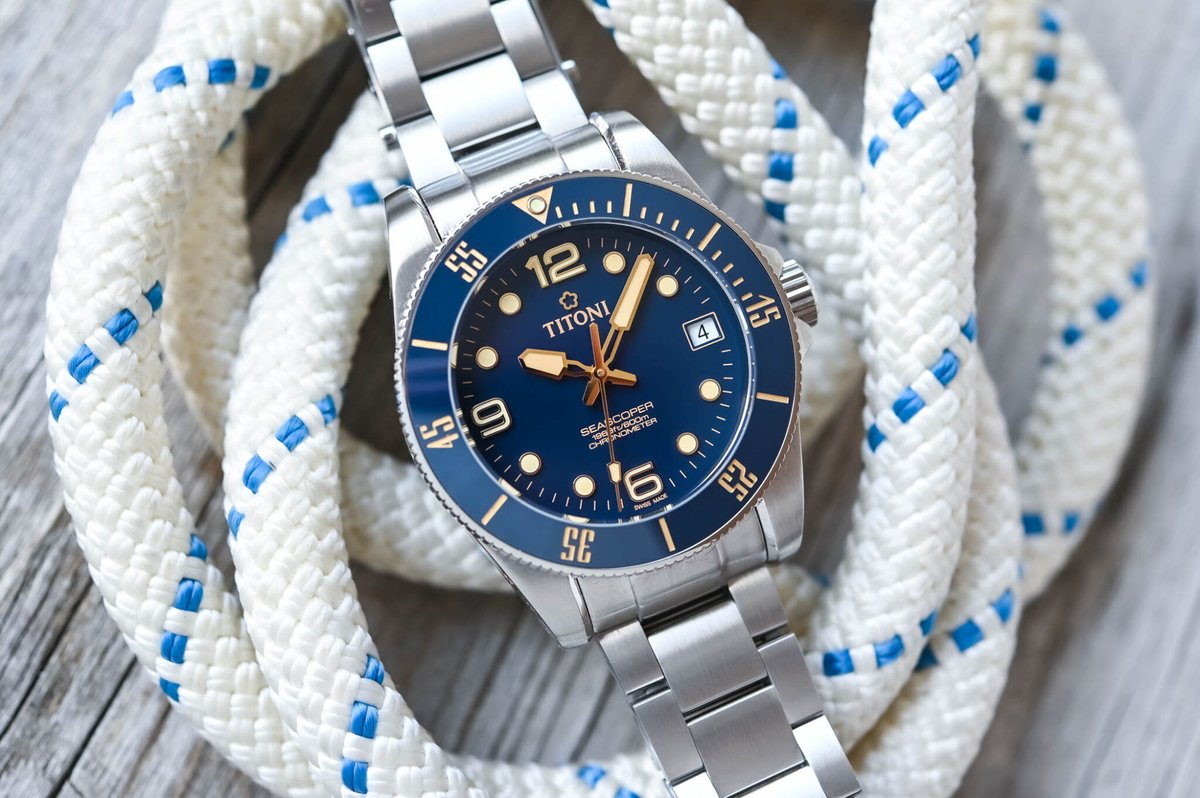 MONOCHROMEwatch's tweet photo. There are two ways of going retro. The first is going all the way. The second is borrowing only the bits that suit you (or, in our case, that suit the watch). The new Titoni Seascoper 600 Retro went for the second option.
https://t.co/3vRQlW0UOf
#titoni #divewatch https://t.co/gIWa47PQCE