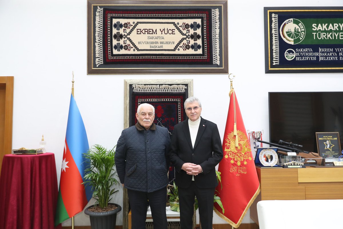 Sakarya Milletvekilimiz Sn. Murat Kaya’yı, Geyve Meclis Üyemiz Sn. Nihat Baltaoğlu’nu ve Hendek Çakallık Muhtarımız Sn. Coşkun Samur’u ağırladık.

Nazik ziyaretlerinden dolayı kendilerine teşekkür ediyorum.
