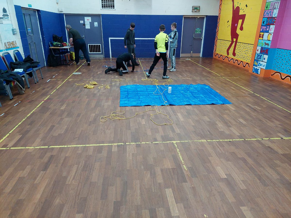 Young people from the Delph Hill session taking part in team building activities and games night. Team work makes the dream work!!

#BradfordSouth #TeamBuilding #TeamBradford #RaiseTheYouth #YouthWorkMatters #YouthWorkChangesLives #BD25 #Bradford2025 #ADayInTheLifeOfAYouthWorker